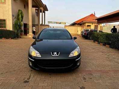 A picture of Clean used peaugeout 407 automatic drive Location is kaduna Price