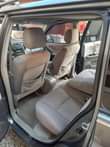 A picture of Toyota highlander 2005 model baked once is very clean and