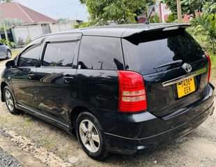 A picture of TOYOTA WISH