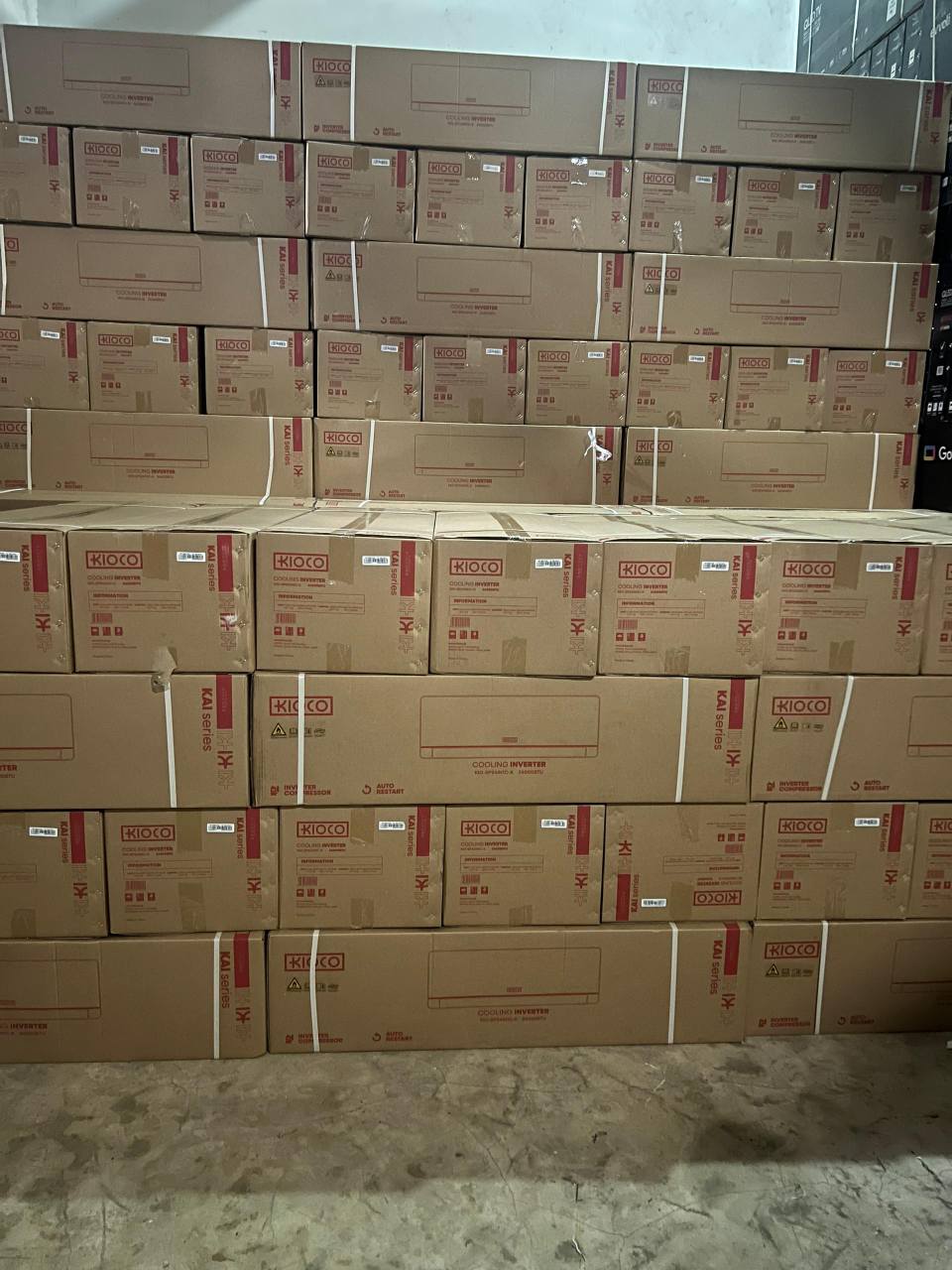 A picture of Air conditioner price General Hise cooling and heating 12000 btu
