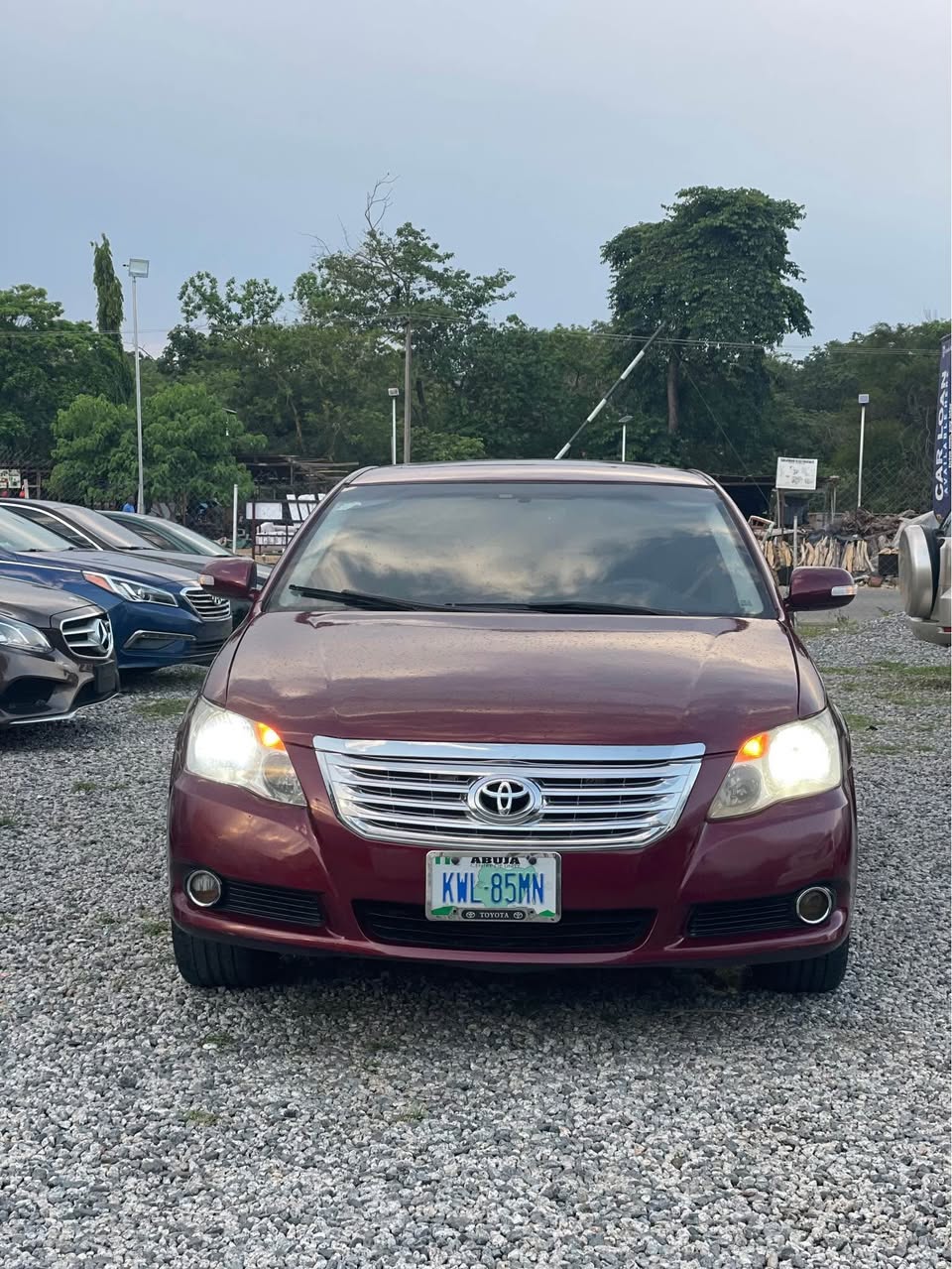 A picture of Neatly used 08 Toyota Avalon with untempered V6 engine and