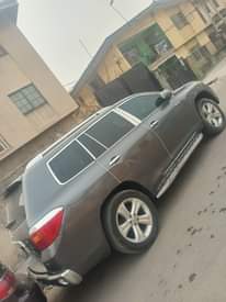 A picture of 08 09 Highlander limited edition full option
