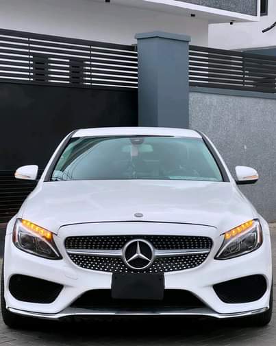 A picture of Mercedes Benz C 300 4matic 2015 Toks 17.5M 
