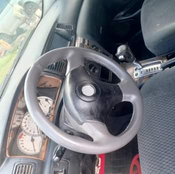 A picture of TOYOTA COROLLA 2007