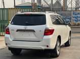 A picture of Foreign used Toyota Highlander Sport