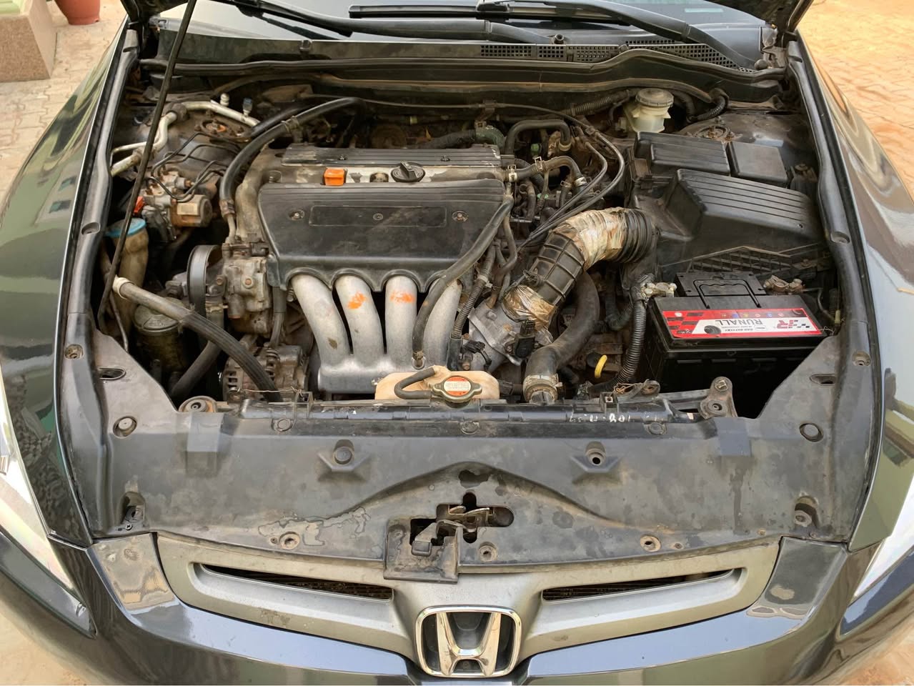 A picture of Honda EOD 2004