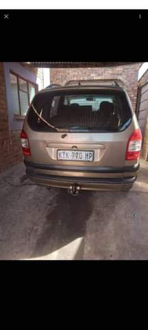 opel zafira