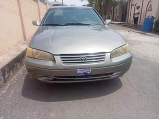 A picture of Toyota Camry pencil