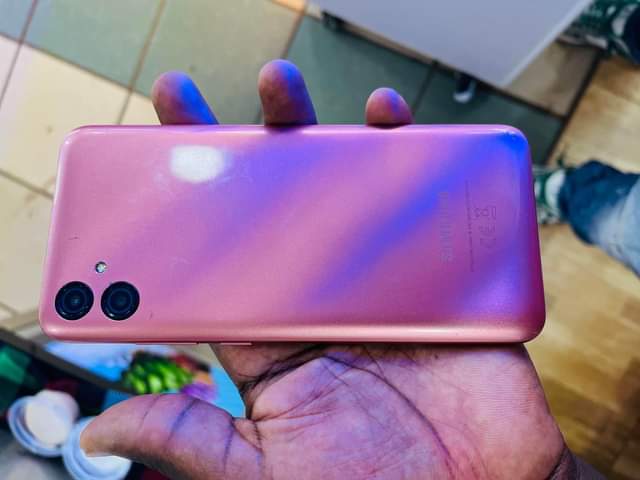 samsung galaxy a04e