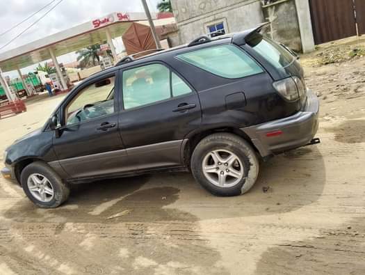 A picture of RX 300 FOR SALE Engine has Top noise Gear ok