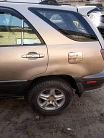 A picture of 2002 Lexus Rx300