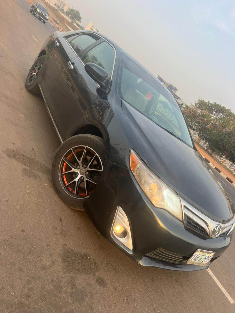 A picture of Super clean and sound neatly used 2013 Toyota Camry