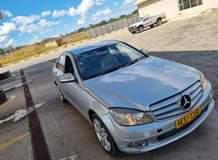 classifieds/cars mercedes