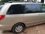 A picture of Distress sale of sienna 2006 model with good engine and