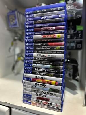 A picture of PLAYSTATION 4 CDs USED BRAND NEW