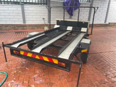 bakkies A.