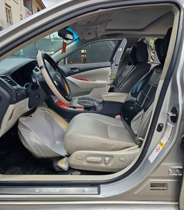 A picture of For sale AVAILABLE FOR SALES NOW Lexus ES350 FULL OPTION