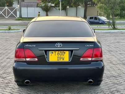 toyota crown