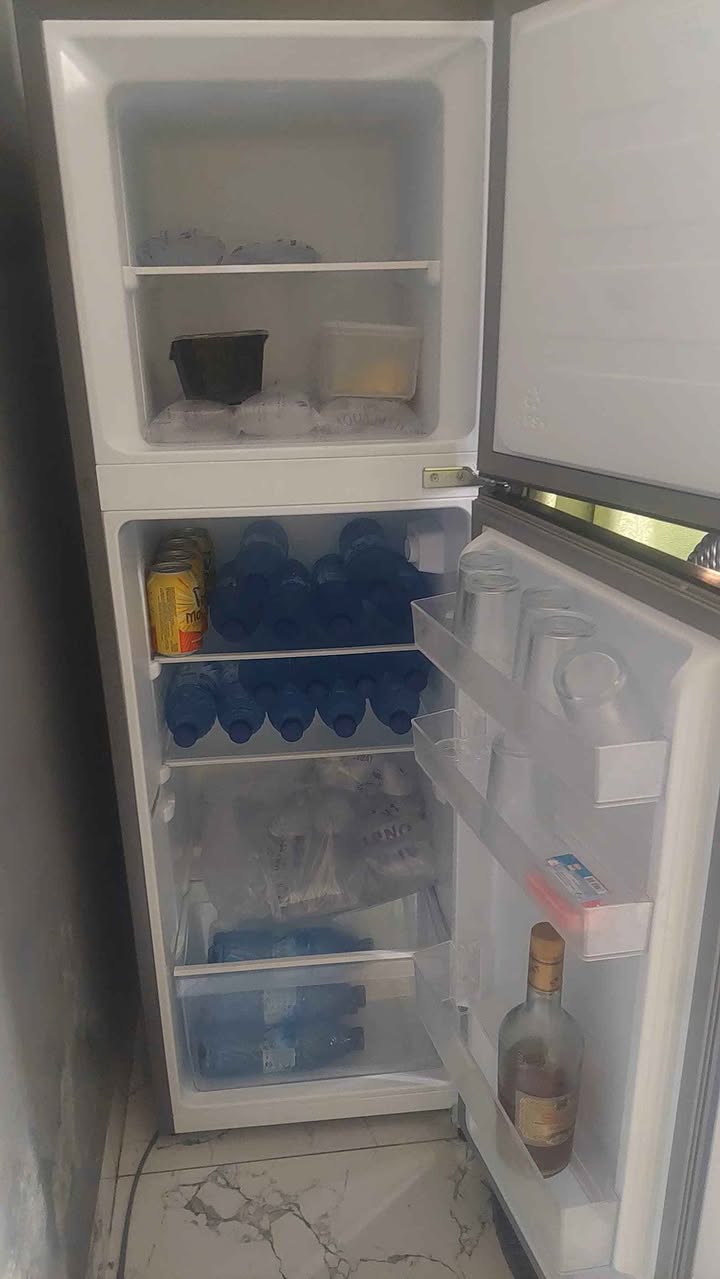 A picture of Hisense fridge