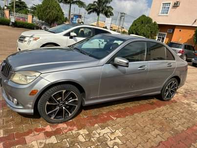 A picture of Toks standard 2010 model C300 pure first body with pop