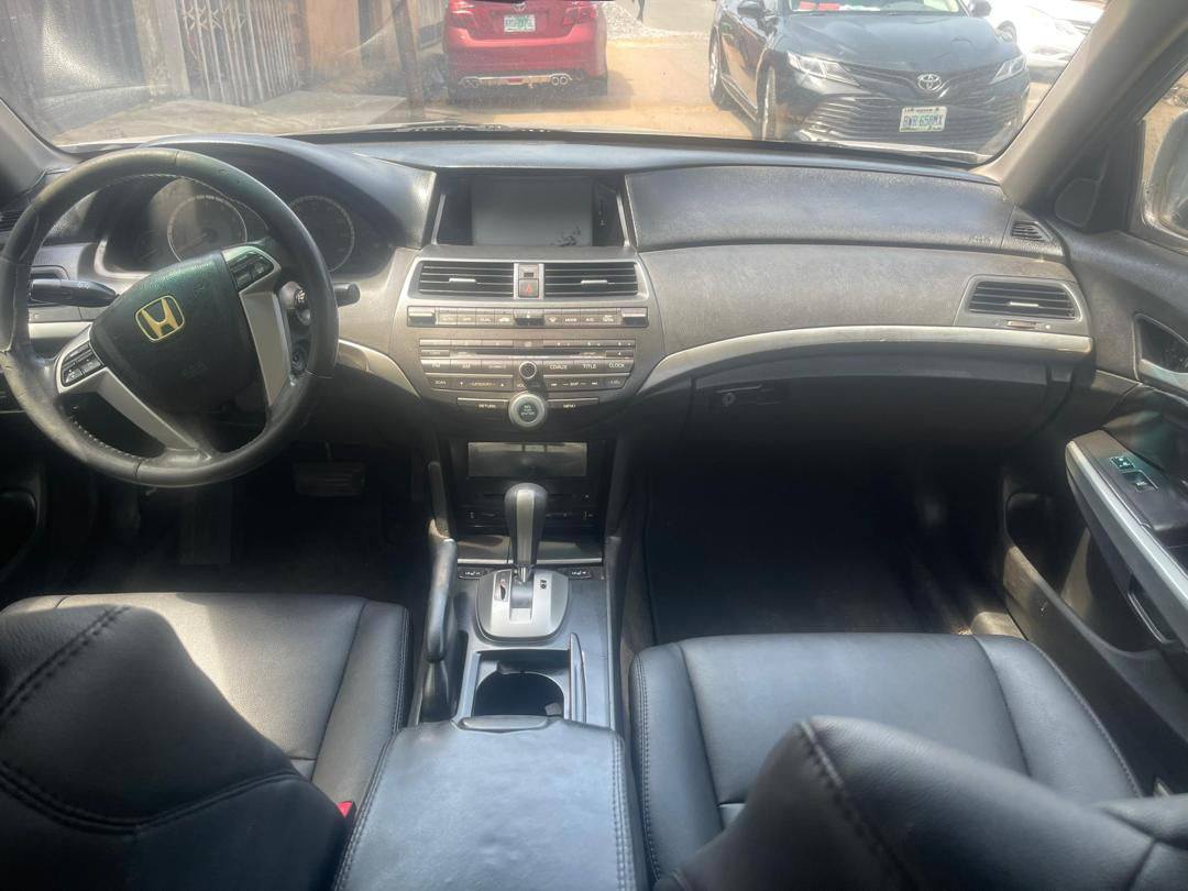 A picture of 2011 HONDA ACCORD registered Engine is perfectly Okay and cool