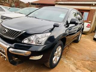 A picture of Toyota Harrier