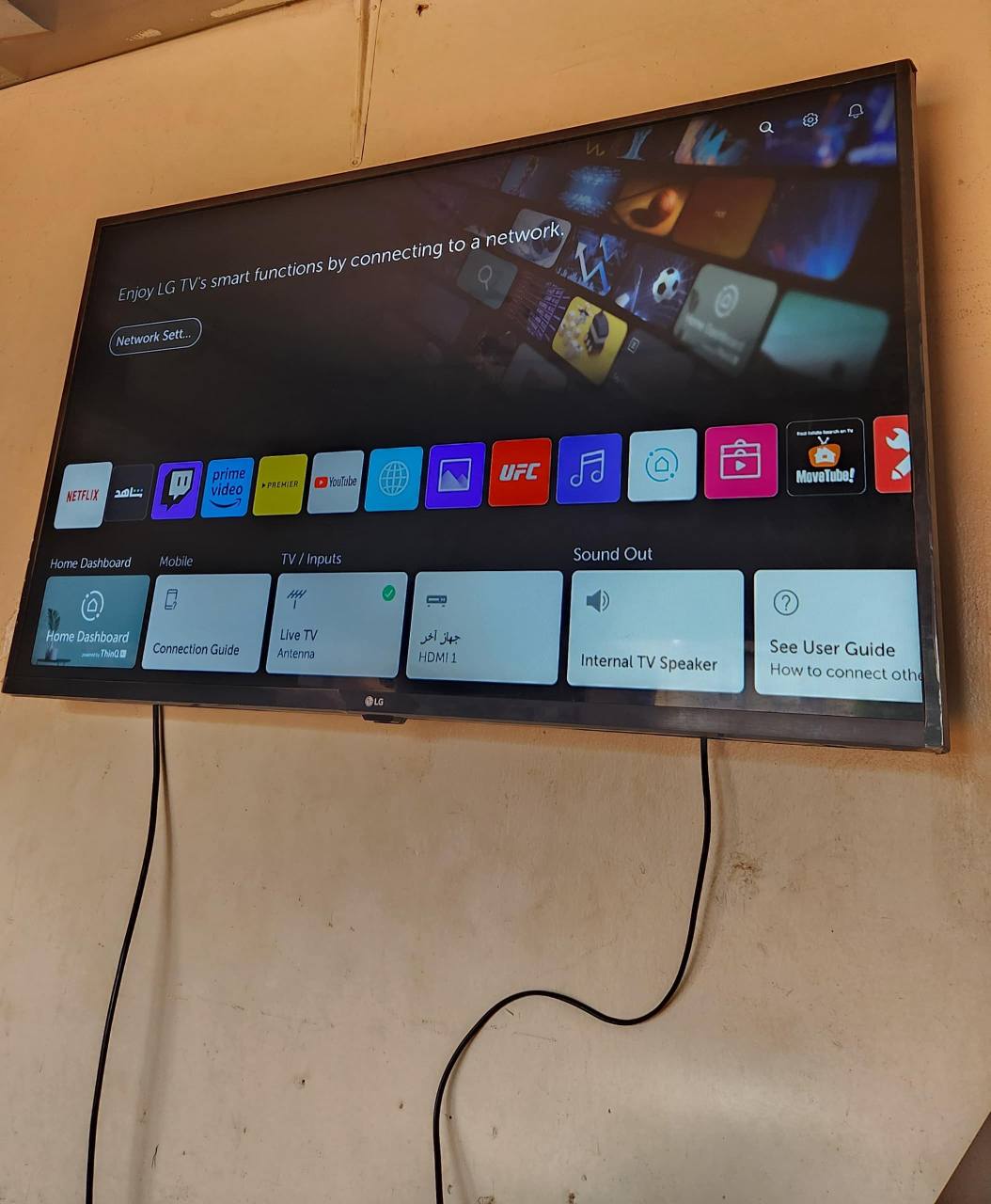 A picture of Original LG tv 43 inches for sell