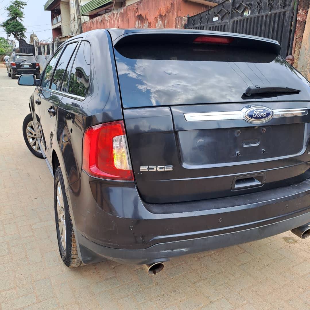 A picture of Ford edge 2014