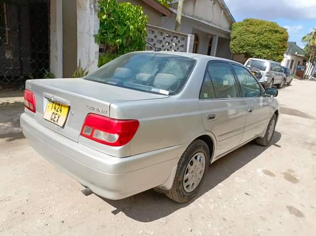 A picture of Toyota carina