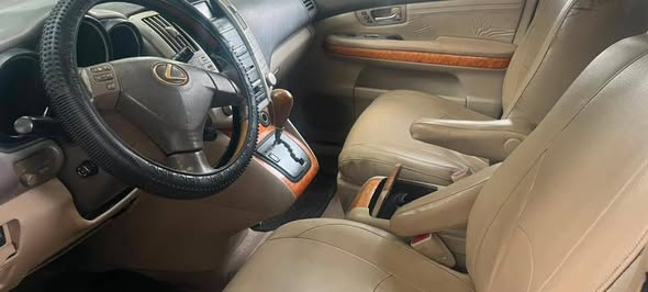 A picture of 08166482890 Lexus RX330 2006 Painted Engine Gear and Ac are