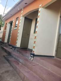 A picture of Rentals house on quick sale 3 single rooms with store