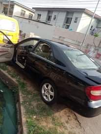 A picture of Toyota Camry 03