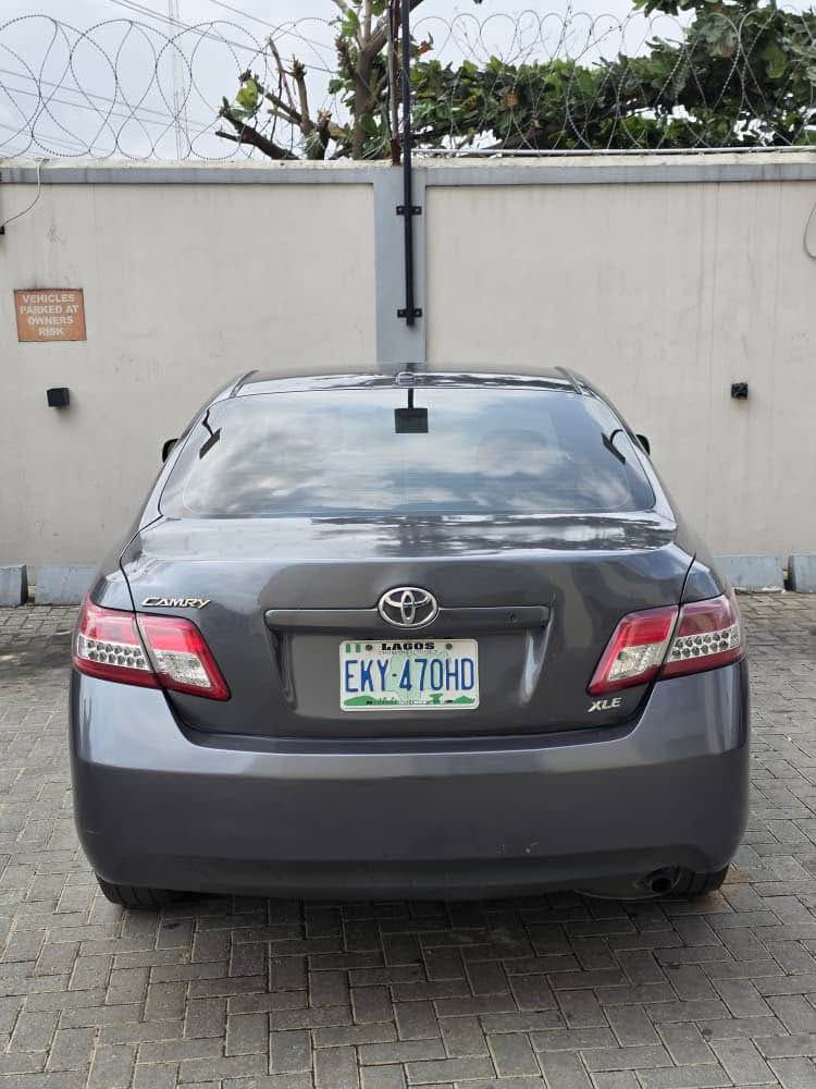 A picture of Nigeria used Toyota Camry 2010