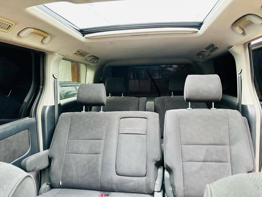 A picture of ALPHARD 0620356906