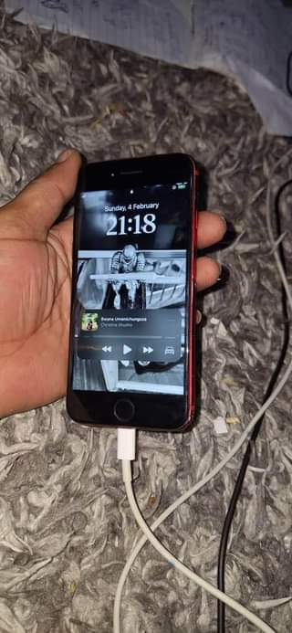A picture of IPHONE 8 256GB