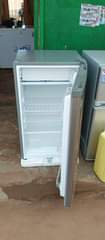 A picture of 120L capacity CHANGHONG single door fridge on the sale