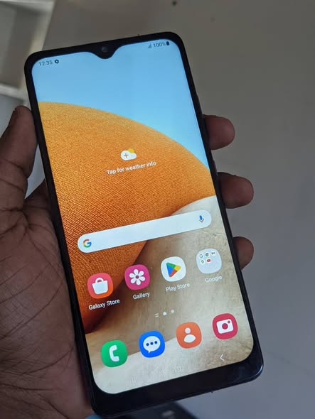 A picture of SAMSUNG A32