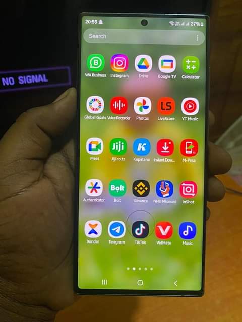 A picture of Sumaung Galaxy S22 Utra Duos