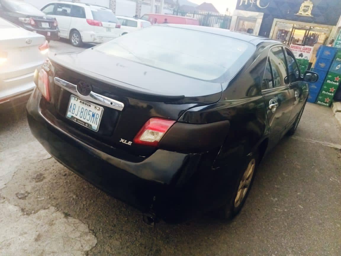A picture of Toyota Camry 08