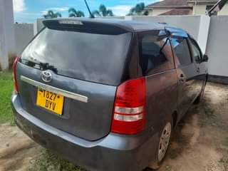 A picture of TOYOTA WISH 0620356906