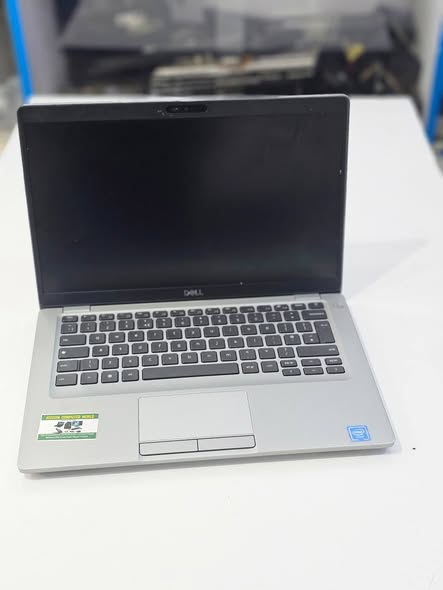 A picture of Dell latitude 5400