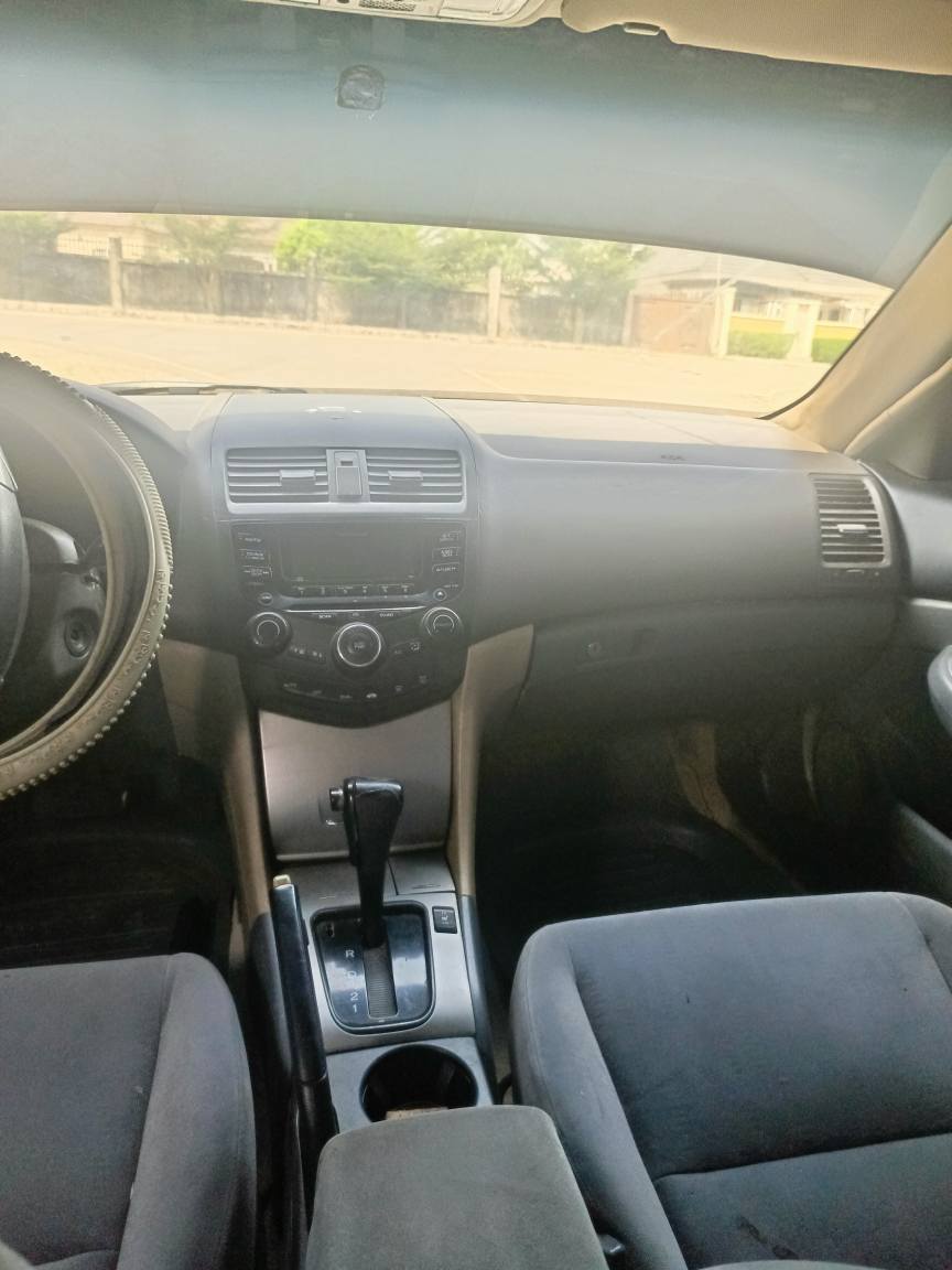 A picture of Mad distress Honda EOD