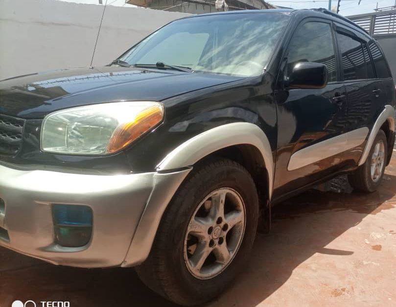 A picture of Rav4 auto available