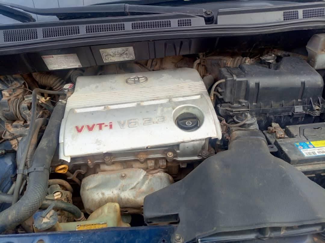A picture of TOYOTA SIENNA 05 06 DARECT FIRST BODY BAKED 4PLUG