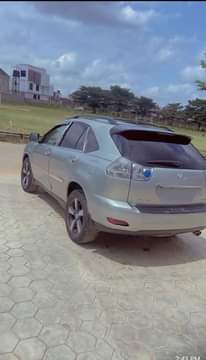 A picture of Rx330 Nigerian used Engine good gear system perfect interior 100
