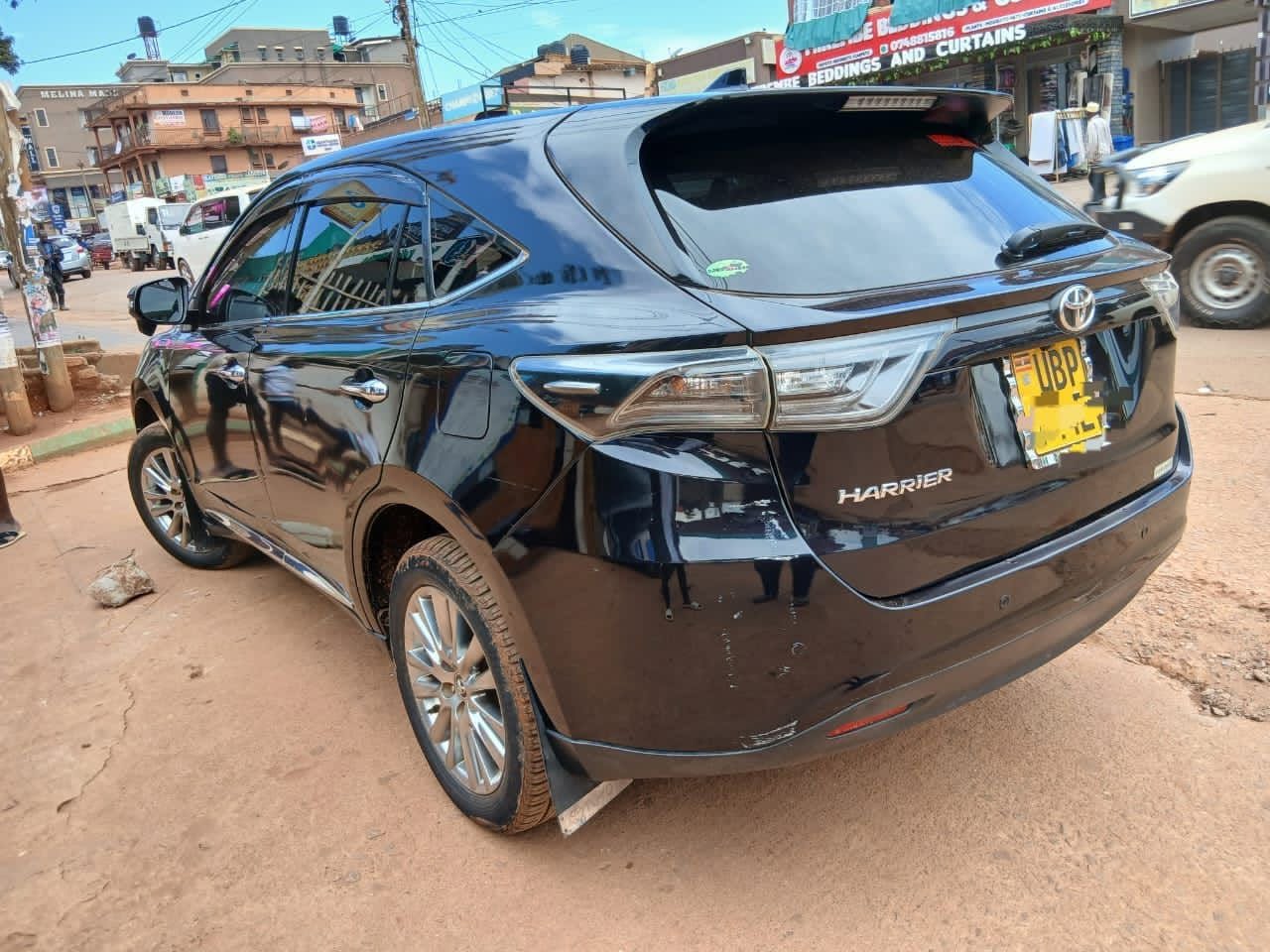 A picture of Harrier new model Price 58m 0707442262 0767305199