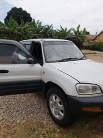 A picture of Toyota rav4