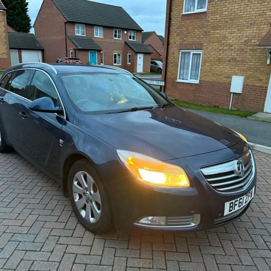 vauxhall insignia
