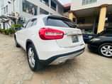 A picture of MERCEDES BENZ