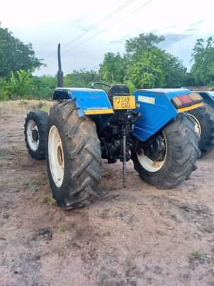 A picture of TRACTOR 0620356906